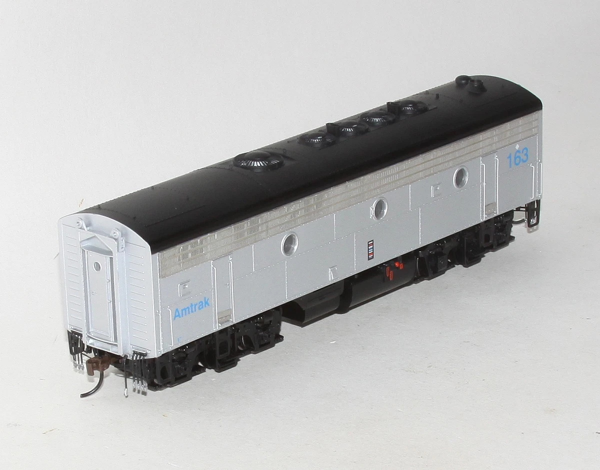 25+ Athearn Amtrak Painted HO Model Railroad Locomotives for sale