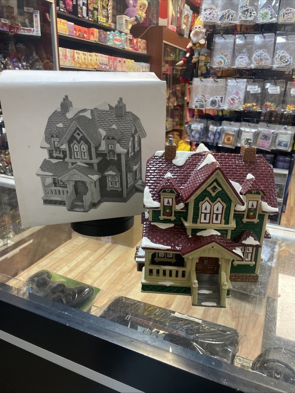 Hartford House (Vintage Department 56, Village Collection)