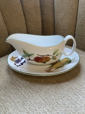 Royal Worcester Evesham Vale One Gravy Boat & Underplate