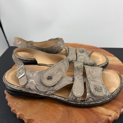 Finn Comfort Gomera Metallic gray pewter sandals 41 US 9