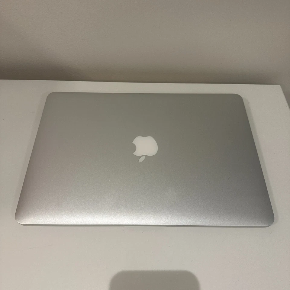 Macbook Air 13" 2017 /i7/8GB/256GB SSD/macOS Venura, Warranty - Bild 3 von 4