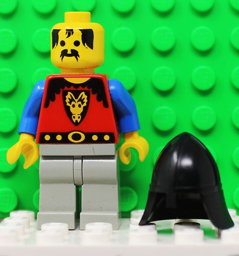 ๐ฐKate's Figs: LEGO Castle Minifigures - Kings, Knights, Crusaders, & Forestmen - Picture 20 of 316