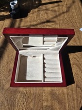 SCATOLA PORTAGIOIE IN LEGNO FINITURA LUCIDA CON CERNIERA E SPECCHIO, PORTA ANELLI FONDO FELTRO