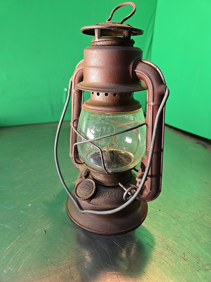 Dietz Comet Vintage Lantern ＊694607 Dietz Comet Vintage Lantern ＊694607 Dietz Hurricane Lantern
