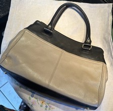 Tignanello Two Tone Leather Handbag With Detachable Strap Multi Pocket Everyday