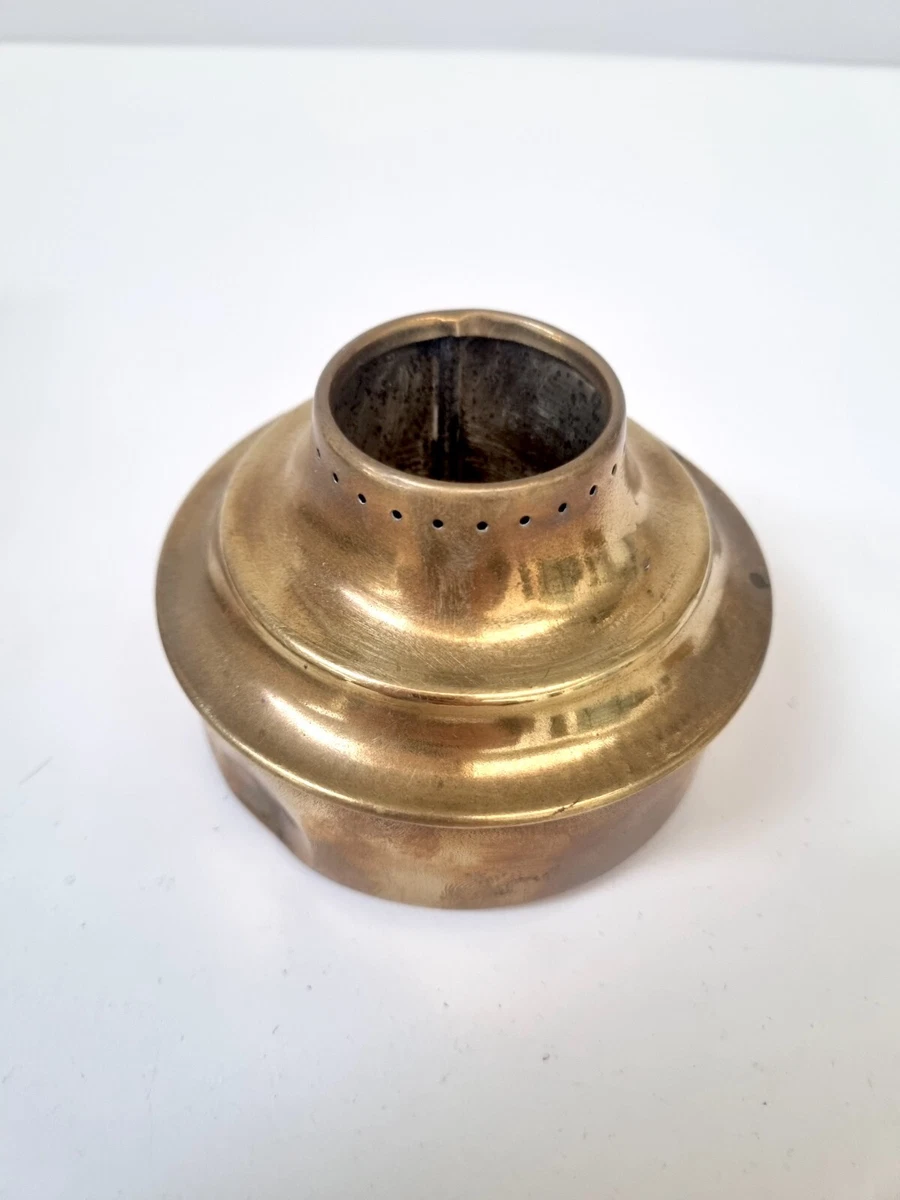 Réchaup à Pétrole Ancien, Outil Vintage, Lot De 4 Pieds Fonte émaillés (pour Pièces)