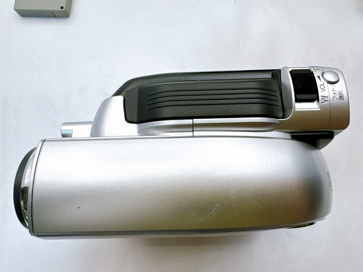 HITACHI Hybrid Camcorders Wooo DZ-HS803 8GB Video camera 2008