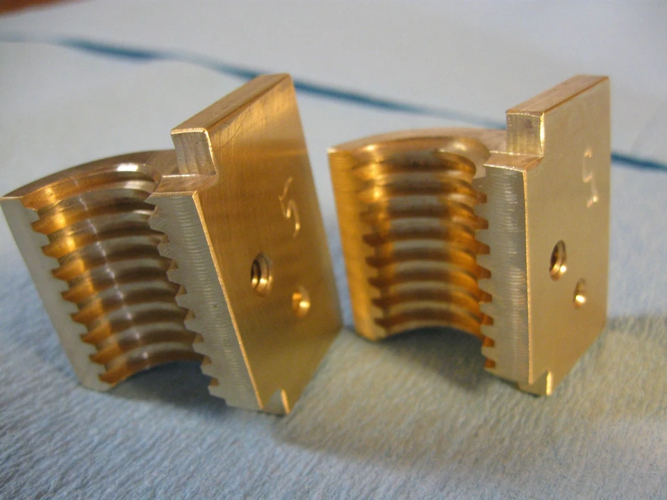 Media tuerca de torno Atlas / Craftsman 10F-12 de 10" y 12" / tuerca dividida rosca de 3/4"-8 Foto 3 de 4