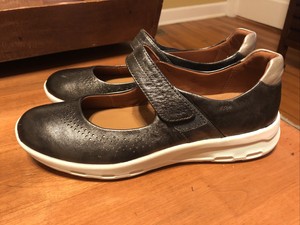 TAOS Womens Class Pewter Metallic Leather Mary Jane Shoes Sz. 5-5.5 M (EU36) NEW | eBay