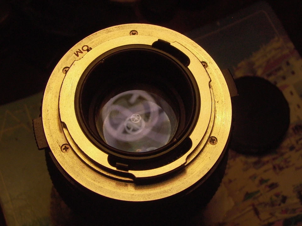 Soligor 200mm F:2.8 Olympus O/OM #3790091 Declicked For video, slight haze,dust - Image 3 of 4