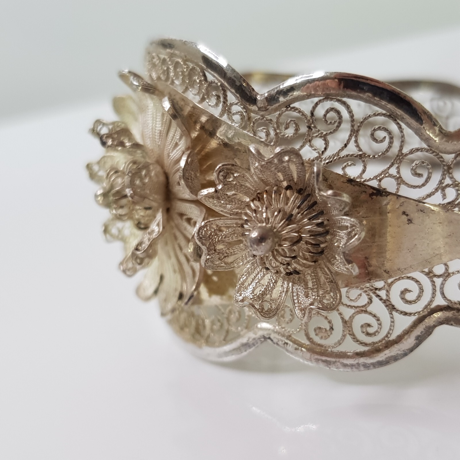 Vintage 900 Solid Silver Filigree Cuff Bangle Flo… - image 4