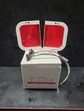 Trailer Rv Lights Truck-lite 41006r Tail Usa Lamp New Old Stock 2 Pieces Rat Rod