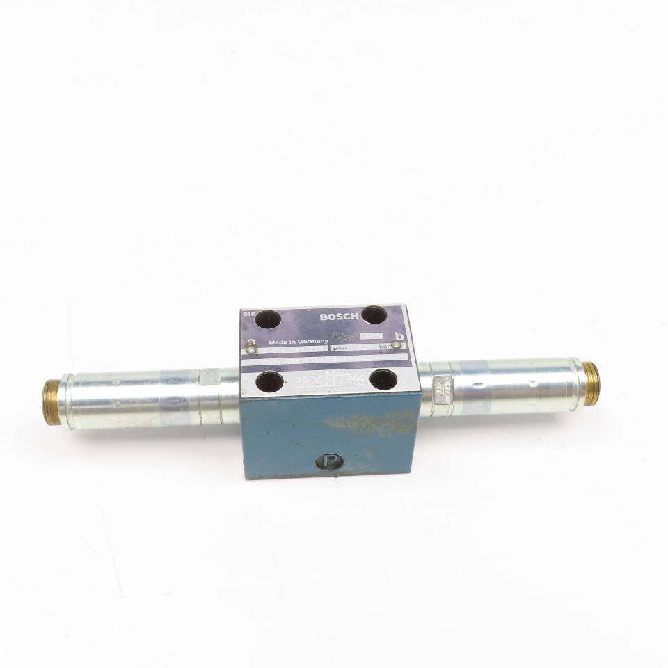 Bosch 0 810 091 240 4/3 Way Solenoid Operated Directional Valve Body