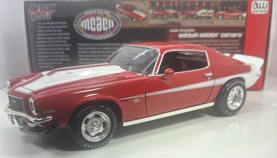 ERTL アーテル　1/18 1971 カマロ　BALDWIN MOTION AUTO WORLD 1/18 Scale 1971 CHEVROLET CAMARO “Baldwin Motion” RARE
