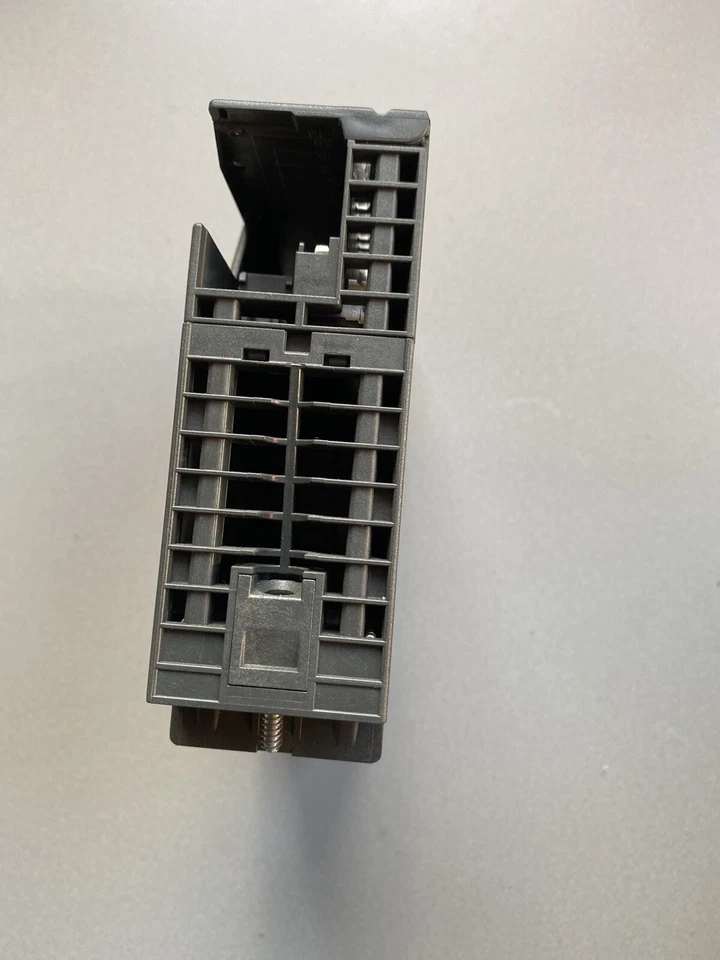 Siemens Simatic S7-300 Sm 321 Entrada Digital (6ES7321-1BH02-0AA0) - Imagen 2 de 4