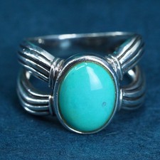 Size 7.5, vintage southwestern Sterling silver handmade ring with turquoise