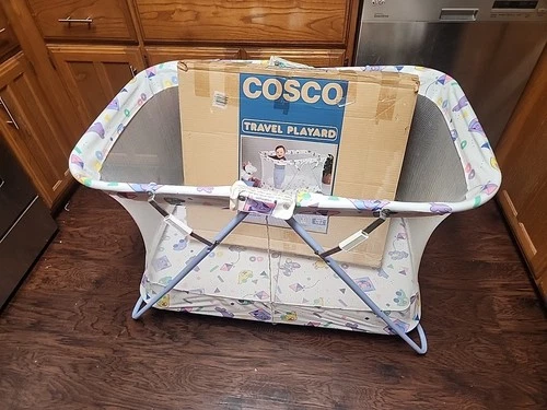 Vintage Cosco Mesh Sided Foldable Playpen Play Pen 80s 40x26” Prop
