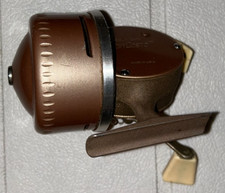Southbend Spincast 67 Fishing Reel- Works - Made in USA