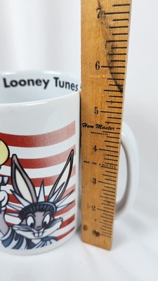 Grand Mug Bugs Bunny Looney Tunes Warner Bros - 13 Cm De Haut, Occasion Avec Rayures