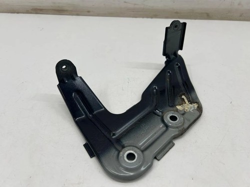 BMW X3 G01, F97 Kotflügelhalter vorne rechts 742468 2.00 31982622