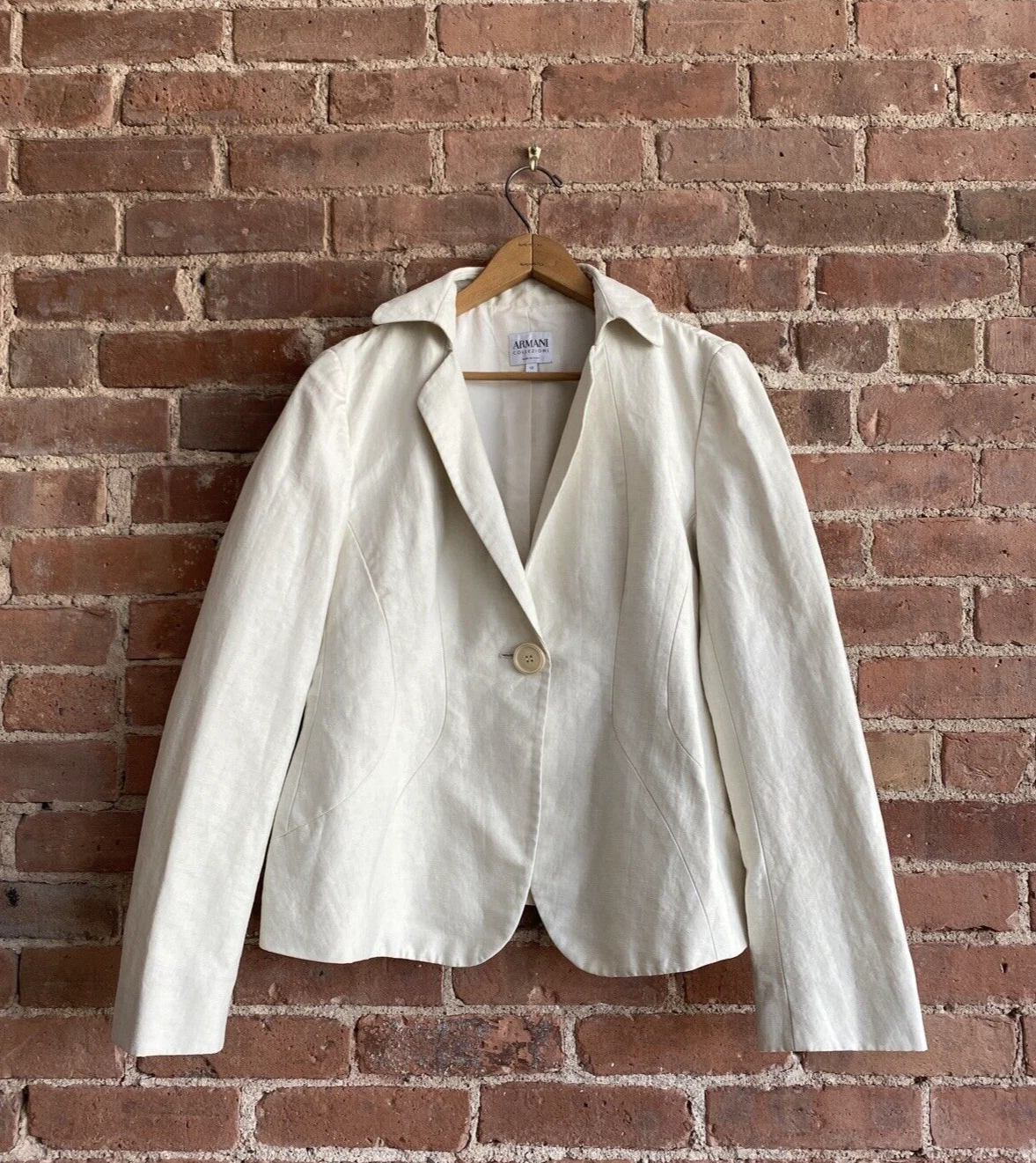 Giorgio Armani — Giorgio Armani Collezioni Women's Jacket, Sz 46 IT/10 US Coated Linen/Poly Italy