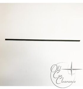 1971-Lincoln-Continental-RR-Quarter-Rear-Molding-Green-D1VY6529038A-NOS
