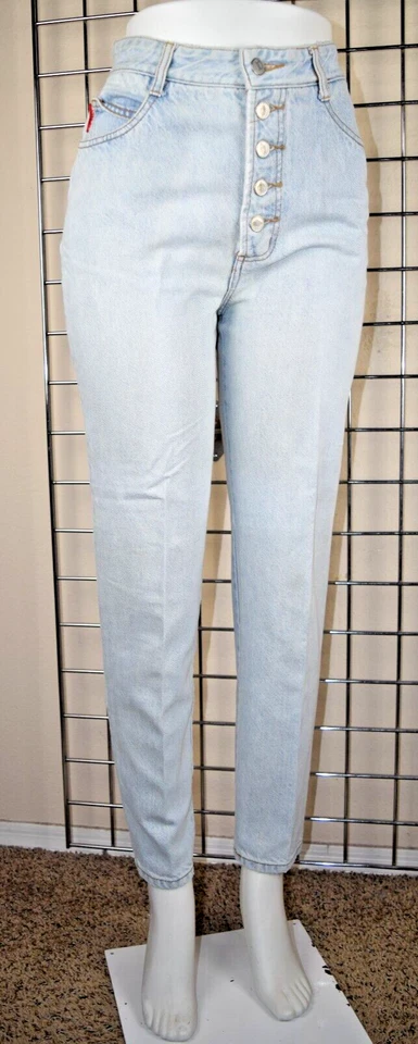 Vintage Bongo Jeans 26 x 29 80s Light Blue High Waist Tapered Button Fly MadeUSA - Image 2 of 4