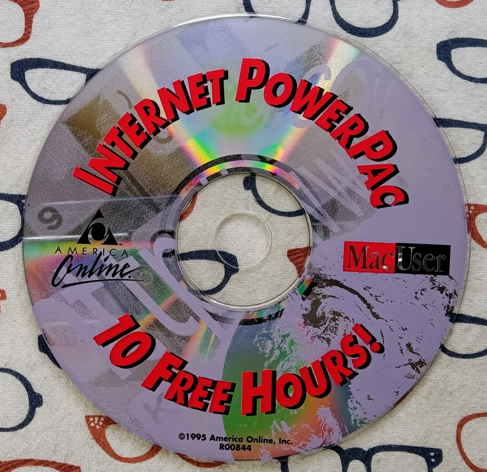 America Online Internet Power Pac 1995 Macintosh CD-ROM MacUser Magazine - Image 3 of 3