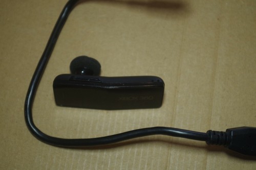 Geniune XBOX 360 Bluetooth Headset Black Model 1481 - Picture 3 of 7