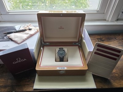 OMEGA Seamaster Aqua Terra Co-Axial Master Chronometer Blue Watch Box Papers