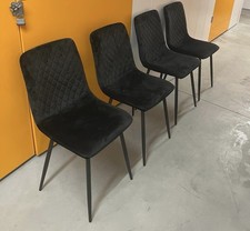 Set of 4 Black Dining Chairs – Velvet Effect – Modern Design