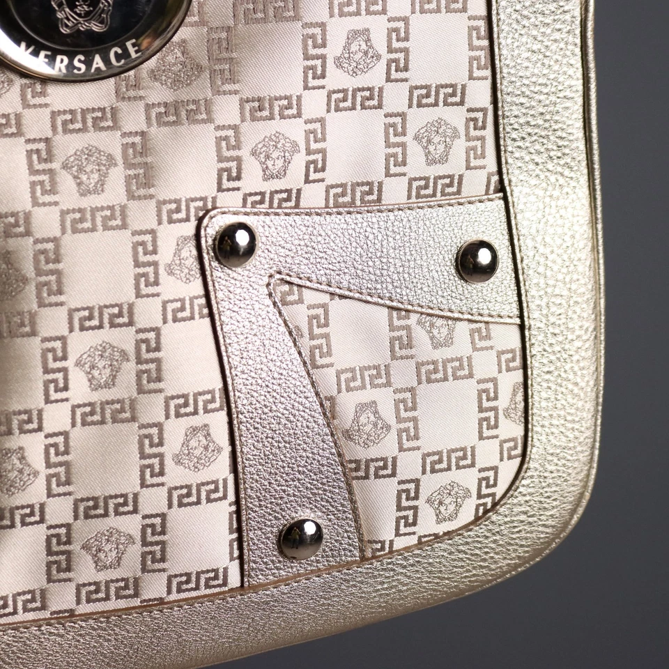 Versace Borsa Argento Vera Pelle Tessuto Medusa Italia Second Hand Originale - Immagine 4 di 4