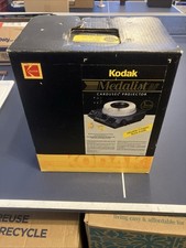 Kodak Medalist AF Carousel Slide Projector w/ 140 slide tray NOS
