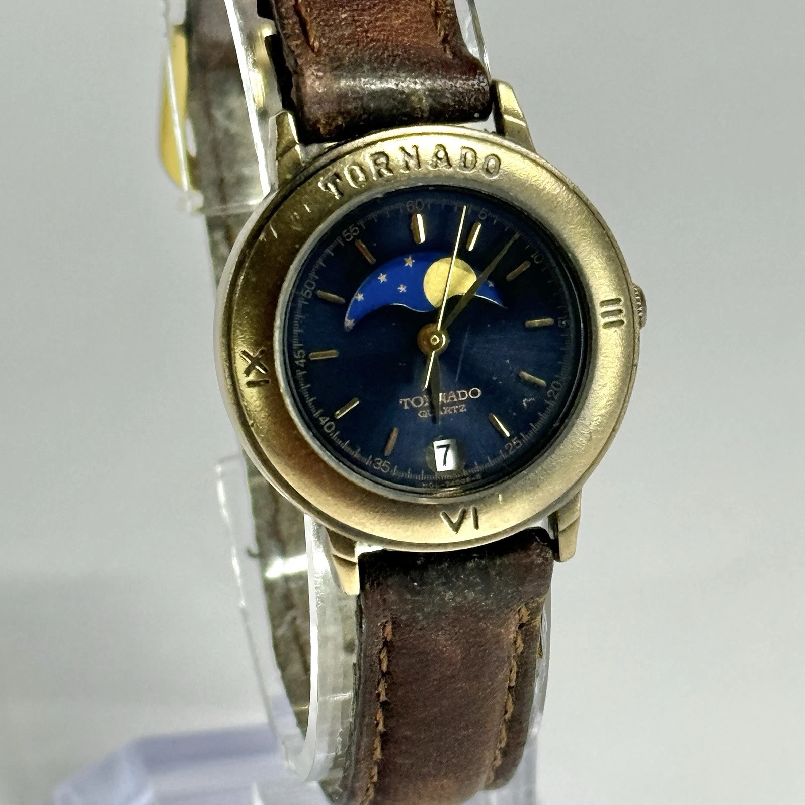 TORNADO HOL-24006 Moonphase Gold Tone Women Vintage Watch W685 *WORKING