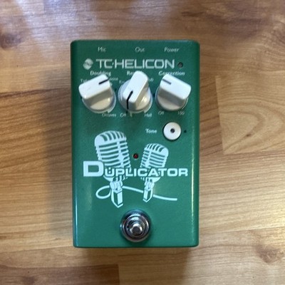 TC-Helicon Duplicator Vokal-Effekt Doubling Reverb Correction XLR/USB grün