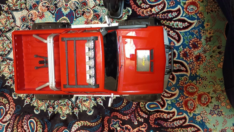 Carson RC Truck mit Fernsteuerung 4WD Monstertruck mit Lader - Bild 2 von 4