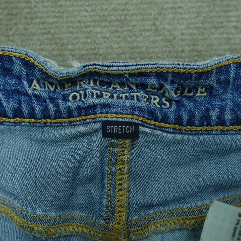 American Eagle super stretch women's 4 Hi Rise shorty blue denim shorts - Image 3 of 4