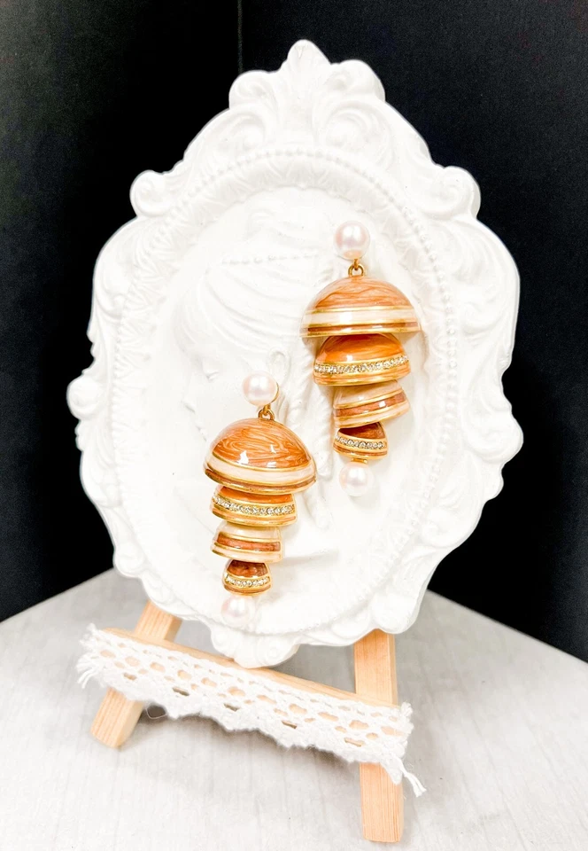 Pendientes concha con perlas de agua dulce, pendientes minimalistas, pendientes colgantes de perlas Foto 4 de 4