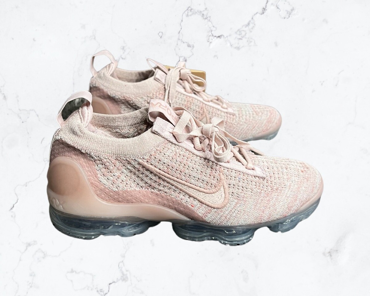 Peach Vapormax Flyknit Woman Nike Air VaporMax Flyknit Pink Oxford - Main Image