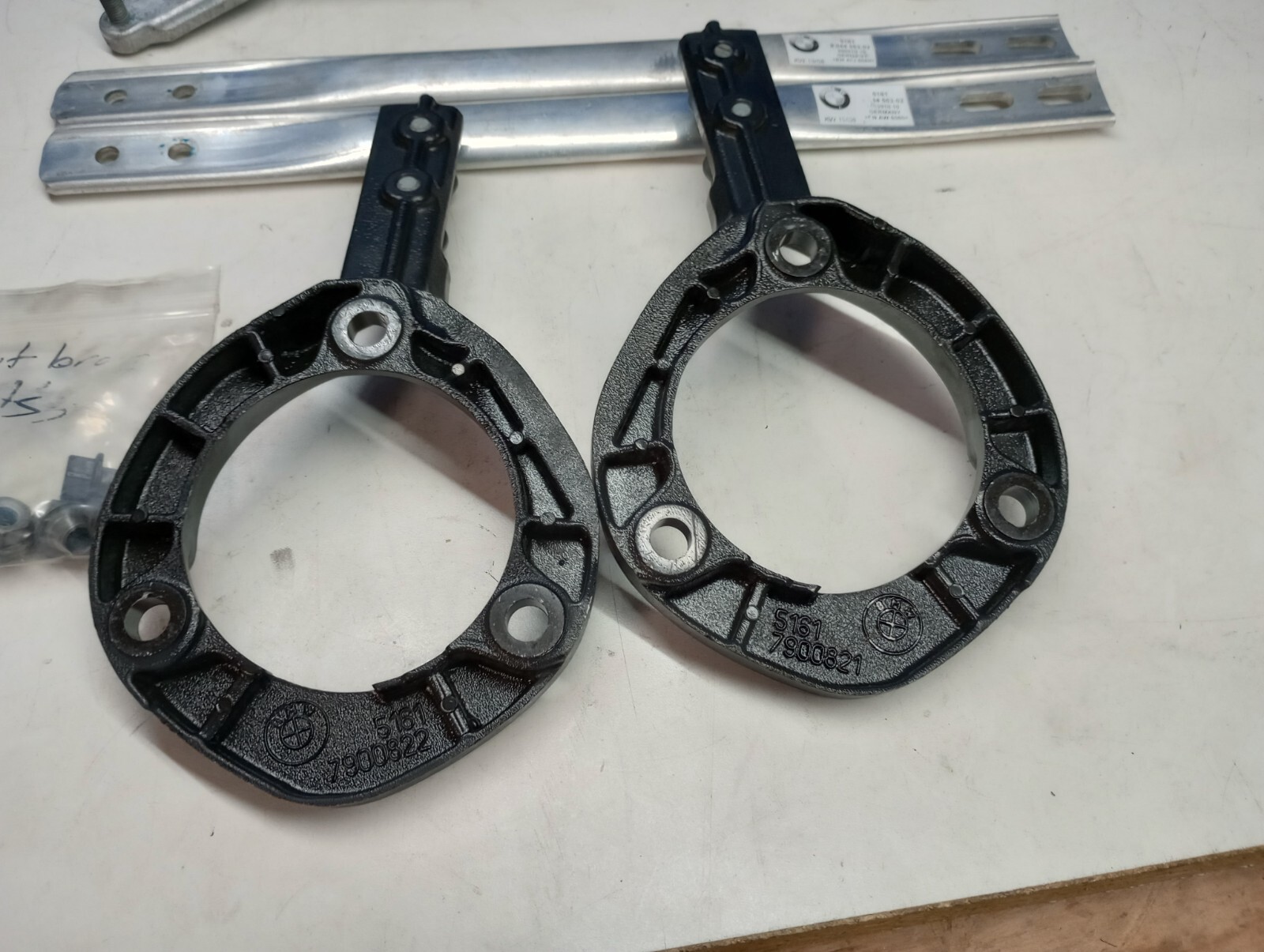 0813 BMW E90 E92 E93 M3 Shock Tower Strut Braces Bar OEM Kit SET eBay