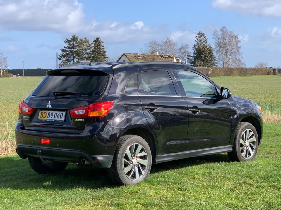 Mitsubishi asx intense