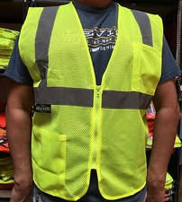 Radians 2 Pockets Green Mesh High Visibility Safety Vest, ANSI/ ISEA 107-2015