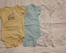 Babies Gerber Short Sleeve Onesies Size 3-6 Months Lot Of 4