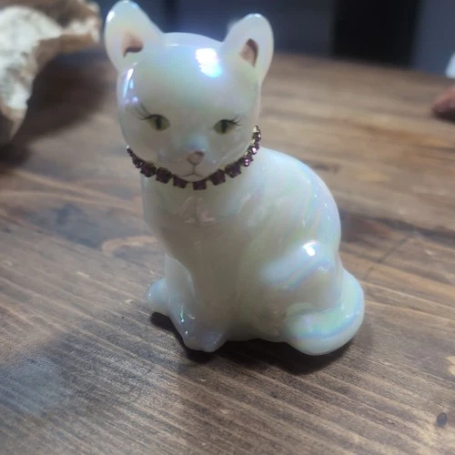 Signed Fenton Iridescent White Cat Glass Figurine w RED Rhinestone Collar