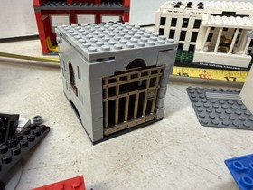 LEGO CITY City Corner bus  , Pizza, Jail, White House And More