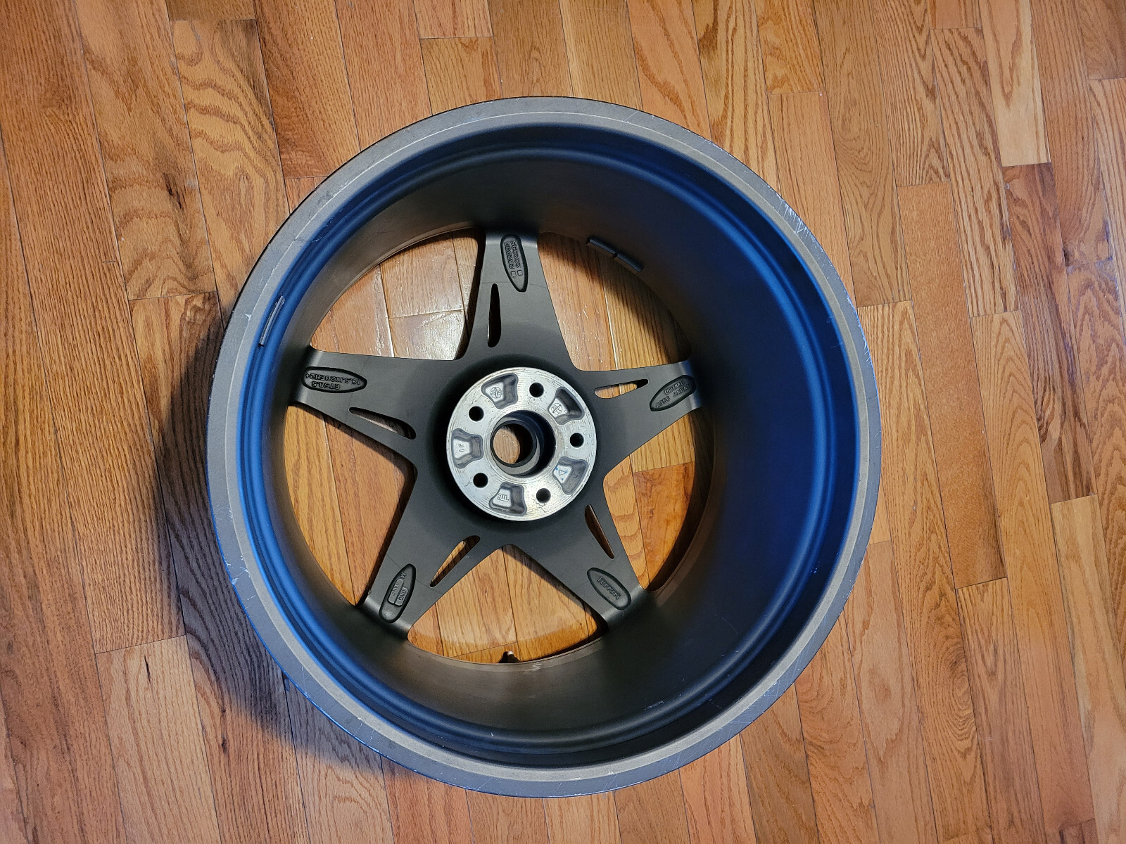 Genuine Ferrari 458 Italia Spider Rear Rim Wheel 10.5J X 20, Part # 282333