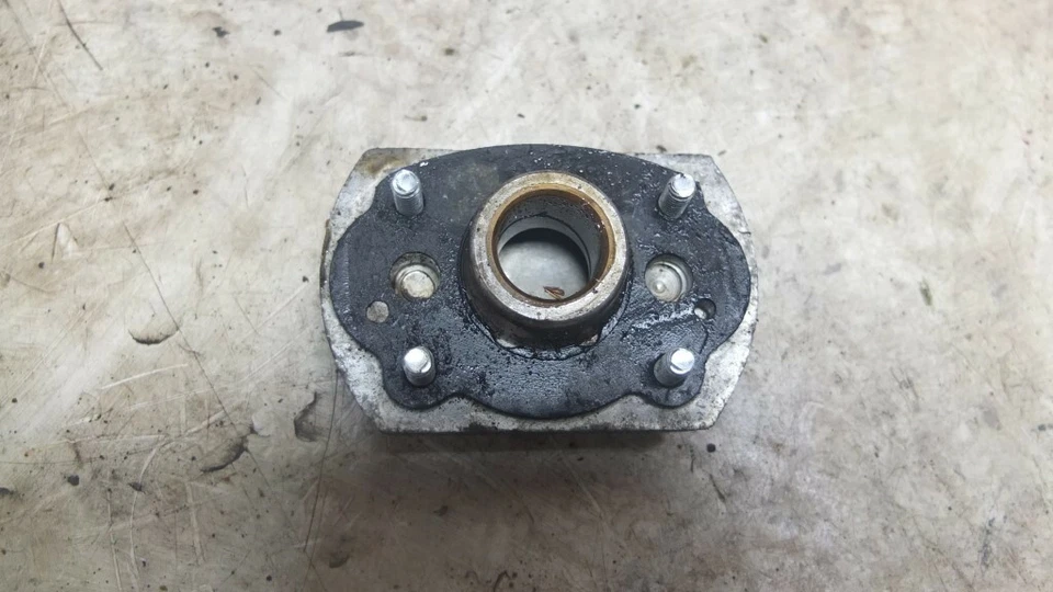 65 66 67 Honda CB160 CB 160 Engine Motor Cylinder Head Cover - Image 3 of 3