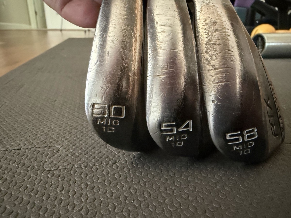 Cleveland RTX ZIPCORE Tour Issue Wedge Set 50/54/58 Dynamic Gold