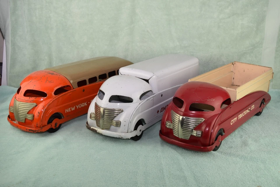 Autobús Viktor Schreckengost Steelcraft #B16 Nueva York - San Francisco, (no Buddy L) Foto 2 de 4