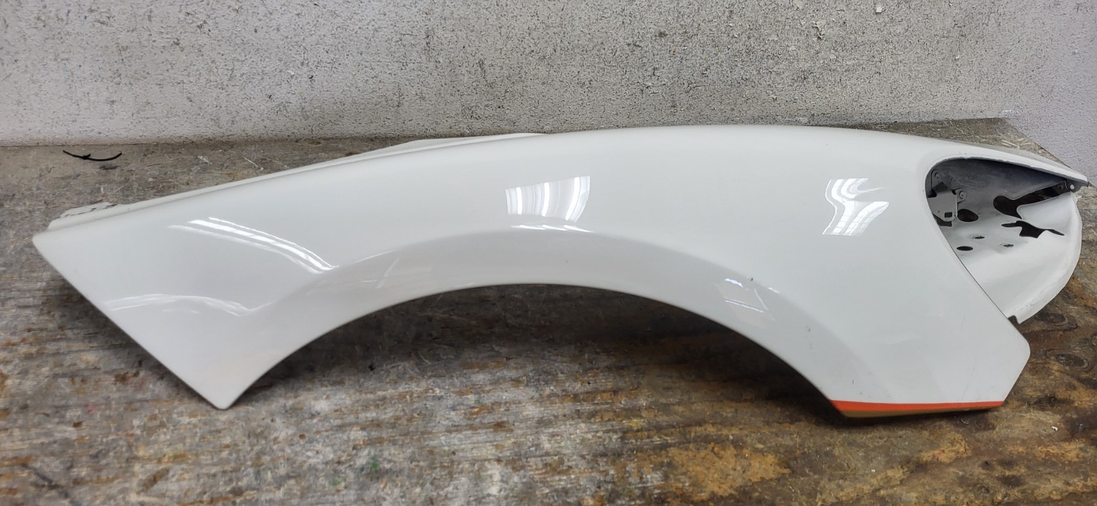 2018-2021 MCLAREN 600LT PASSENGER SIDE FENDER OEM *DC9291